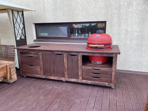Kamado stalas 2.6m